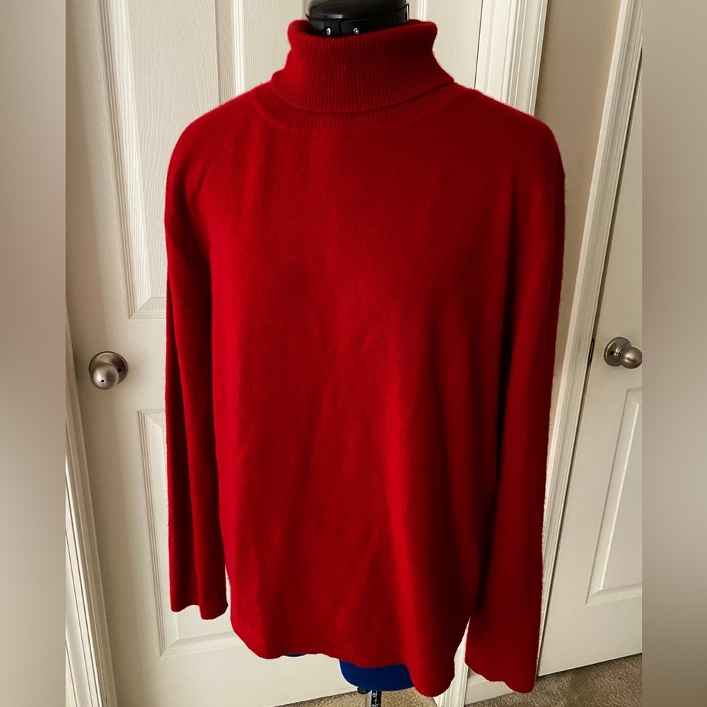 Ladies Vintage Cashmere Turtleneck Sweater in Beautiful Red